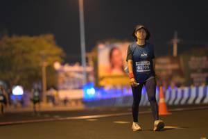 BIB: 95105
                            <button type="button" onclick="openModal(13992979)" class="btn btn-primary btn-sm float-right btn-popup" data-toggle="modal" data-target=".modal-high-quality">
                        <i class="fas fa-shopping-cart"></i> Add to Cart
                    </button>
                                            <button type="button" onclick="isThisMe(13992979, true)" class="btn btn-success btn-sm float-right btn-popup btn-isme hidden" data-toggle="tooltip" data-placement="bottom" title="นี่คือรูปของคุณใช่ไหม คลิกที่นี่เพื่อเอาเข้าอัลบั้ม">
                        <i class="fas fa-plus"></i> Add to album
                    </button>
                    <button type="button" onclick="isThisMe(13992979, false)" class="btn btn-warning btn-sm float-right btn-popup btn-isnotme hidden">
                        <i class="fas fa-ban"></i> Remove from album
                    </button>