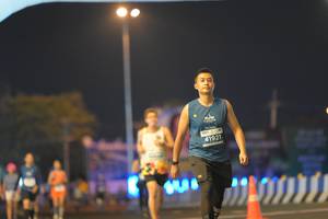 BIB: 41921
                            <button type="button" onclick="openModal(13991385)" class="btn btn-primary btn-sm float-right btn-popup" data-toggle="modal" data-target=".modal-high-quality">
                        <i class="fas fa-shopping-cart"></i> Add to Cart
                    </button>
                                            <button type="button" onclick="isThisMe(13991385, true)" class="btn btn-success btn-sm float-right btn-popup btn-isme hidden" data-toggle="tooltip" data-placement="bottom" title="นี่คือรูปของคุณใช่ไหม คลิกที่นี่เพื่อเอาเข้าอัลบั้ม">
                        <i class="fas fa-plus"></i> Add to album
                    </button>
                    <button type="button" onclick="isThisMe(13991385, false)" class="btn btn-warning btn-sm float-right btn-popup btn-isnotme hidden">
                        <i class="fas fa-ban"></i> Remove from album
                    </button>