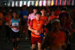 BIB: 280
                            <button type="button" onclick="openModal(14247003)" class="btn btn-primary btn-sm float-right btn-popup" data-toggle="modal" data-target=".modal-high-quality">
                        <i class="fas fa-shopping-cart"></i> Add to Cart
                    </button>
                                            <button type="button" onclick="isThisMe(14247003, true)" class="btn btn-success btn-sm float-right btn-popup btn-isme hidden" data-toggle="tooltip" data-placement="bottom" title="นี่คือรูปของคุณใช่ไหม คลิกที่นี่เพื่อเอาเข้าอัลบั้ม">
                        <i class="fas fa-plus"></i> Add to album
                    </button>
                    <button type="button" onclick="isThisMe(14247003, false)" class="btn btn-warning btn-sm float-right btn-popup btn-isnotme hidden">
                        <i class="fas fa-ban"></i> Remove from album
                    </button>