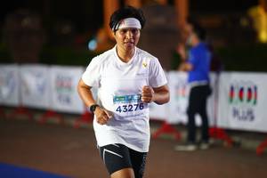 BIB: 43276
                            <button type="button" onclick="openModal(14201095)" class="btn btn-primary btn-sm float-right btn-popup" data-toggle="modal" data-target=".modal-high-quality">
                        <i class="fas fa-shopping-cart"></i> Add to Cart
                    </button>
                                            <button type="button" onclick="isThisMe(14201095, true)" class="btn btn-success btn-sm float-right btn-popup btn-isme hidden" data-toggle="tooltip" data-placement="bottom" title="นี่คือรูปของคุณใช่ไหม คลิกที่นี่เพื่อเอาเข้าอัลบั้ม">
                        <i class="fas fa-plus"></i> Add to album
                    </button>
                    <button type="button" onclick="isThisMe(14201095, false)" class="btn btn-warning btn-sm float-right btn-popup btn-isnotme hidden">
                        <i class="fas fa-ban"></i> Remove from album
                    </button>