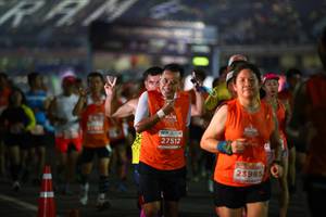 BIB: 27512, 23985
                            <button type="button" onclick="openModal(14238414)" class="btn btn-primary btn-sm float-right btn-popup" data-toggle="modal" data-target=".modal-high-quality">
                        <i class="fas fa-shopping-cart"></i> Add to Cart
                    </button>
                                            <button type="button" onclick="isThisMe(14238414, true)" class="btn btn-success btn-sm float-right btn-popup btn-isme hidden" data-toggle="tooltip" data-placement="bottom" title="นี่คือรูปของคุณใช่ไหม คลิกที่นี่เพื่อเอาเข้าอัลบั้ม">
                        <i class="fas fa-plus"></i> Add to album
                    </button>
                    <button type="button" onclick="isThisMe(14238414, false)" class="btn btn-warning btn-sm float-right btn-popup btn-isnotme hidden">
                        <i class="fas fa-ban"></i> Remove from album
                    </button>