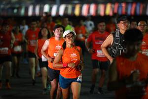 BIB: 841
                            <button type="button" onclick="openModal(14241089)" class="btn btn-primary btn-sm float-right btn-popup" data-toggle="modal" data-target=".modal-high-quality">
                        <i class="fas fa-shopping-cart"></i> Add to Cart
                    </button>
                                            <button type="button" onclick="isThisMe(14241089, true)" class="btn btn-success btn-sm float-right btn-popup btn-isme hidden" data-toggle="tooltip" data-placement="bottom" title="นี่คือรูปของคุณใช่ไหม คลิกที่นี่เพื่อเอาเข้าอัลบั้ม">
                        <i class="fas fa-plus"></i> Add to album
                    </button>
                    <button type="button" onclick="isThisMe(14241089, false)" class="btn btn-warning btn-sm float-right btn-popup btn-isnotme hidden">
                        <i class="fas fa-ban"></i> Remove from album
                    </button>