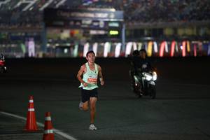 BIB: 26446
                            <button type="button" onclick="openModal(14223072)" class="btn btn-primary btn-sm float-right btn-popup" data-toggle="modal" data-target=".modal-high-quality">
                        <i class="fas fa-shopping-cart"></i> Add to Cart
                    </button>
                                            <button type="button" onclick="isThisMe(14223072, true)" class="btn btn-success btn-sm float-right btn-popup btn-isme hidden" data-toggle="tooltip" data-placement="bottom" title="นี่คือรูปของคุณใช่ไหม คลิกที่นี่เพื่อเอาเข้าอัลบั้ม">
                        <i class="fas fa-plus"></i> Add to album
                    </button>
                    <button type="button" onclick="isThisMe(14223072, false)" class="btn btn-warning btn-sm float-right btn-popup btn-isnotme hidden">
                        <i class="fas fa-ban"></i> Remove from album
                    </button>