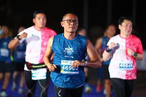 BIB: 202, 40845, 46962
                            <button type="button" onclick="openModal(13903340)" class="btn btn-primary btn-sm float-right btn-popup" data-toggle="modal" data-target=".modal-high-quality">
                        <i class="fas fa-shopping-cart"></i> Add to Cart
                    </button>
                                            <button type="button" onclick="isThisMe(13903340, true)" class="btn btn-success btn-sm float-right btn-popup btn-isme hidden" data-toggle="tooltip" data-placement="bottom" title="นี่คือรูปของคุณใช่ไหม คลิกที่นี่เพื่อเอาเข้าอัลบั้ม">
                        <i class="fas fa-plus"></i> Add to album
                    </button>
                    <button type="button" onclick="isThisMe(13903340, false)" class="btn btn-warning btn-sm float-right btn-popup btn-isnotme hidden">
                        <i class="fas fa-ban"></i> Remove from album
                    </button>