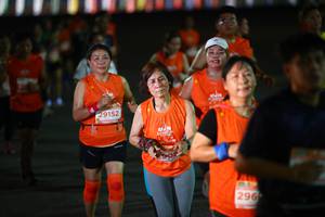 BIB: 29152, 296
                            <button type="button" onclick="openModal(14253902)" class="btn btn-primary btn-sm float-right btn-popup" data-toggle="modal" data-target=".modal-high-quality">
                        <i class="fas fa-shopping-cart"></i> Add to Cart
                    </button>
                                            <button type="button" onclick="isThisMe(14253902, true)" class="btn btn-success btn-sm float-right btn-popup btn-isme hidden" data-toggle="tooltip" data-placement="bottom" title="นี่คือรูปของคุณใช่ไหม คลิกที่นี่เพื่อเอาเข้าอัลบั้ม">
                        <i class="fas fa-plus"></i> Add to album
                    </button>
                    <button type="button" onclick="isThisMe(14253902, false)" class="btn btn-warning btn-sm float-right btn-popup btn-isnotme hidden">
                        <i class="fas fa-ban"></i> Remove from album
                    </button>