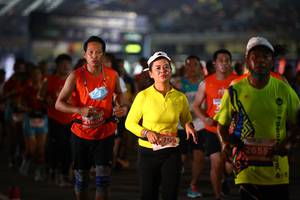 BIB: 709
                            <button type="button" onclick="openModal(14238583)" class="btn btn-primary btn-sm float-right btn-popup" data-toggle="modal" data-target=".modal-high-quality">
                        <i class="fas fa-shopping-cart"></i> Add to Cart
                    </button>
                                            <button type="button" onclick="isThisMe(14238583, true)" class="btn btn-success btn-sm float-right btn-popup btn-isme hidden" data-toggle="tooltip" data-placement="bottom" title="นี่คือรูปของคุณใช่ไหม คลิกที่นี่เพื่อเอาเข้าอัลบั้ม">
                        <i class="fas fa-plus"></i> Add to album
                    </button>
                    <button type="button" onclick="isThisMe(14238583, false)" class="btn btn-warning btn-sm float-right btn-popup btn-isnotme hidden">
                        <i class="fas fa-ban"></i> Remove from album
                    </button>