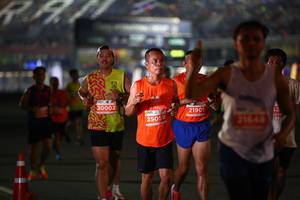 BIB: 20002, 21901, 25058, 21648, 4277
                            <button type="button" onclick="openModal(14229339)" class="btn btn-primary btn-sm float-right btn-popup" data-toggle="modal" data-target=".modal-high-quality">
                        <i class="fas fa-shopping-cart"></i> Add to Cart
                    </button>
                                            <button type="button" onclick="isThisMe(14229339, true)" class="btn btn-success btn-sm float-right btn-popup btn-isme hidden" data-toggle="tooltip" data-placement="bottom" title="นี่คือรูปของคุณใช่ไหม คลิกที่นี่เพื่อเอาเข้าอัลบั้ม">
                        <i class="fas fa-plus"></i> Add to album
                    </button>
                    <button type="button" onclick="isThisMe(14229339, false)" class="btn btn-warning btn-sm float-right btn-popup btn-isnotme hidden">
                        <i class="fas fa-ban"></i> Remove from album
                    </button>