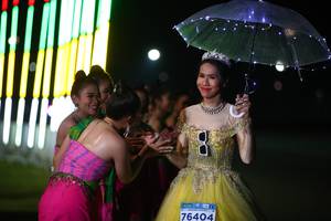 BIB: 76404
                            <button type="button" onclick="openModal(14222812)" class="btn btn-primary btn-sm float-right btn-popup" data-toggle="modal" data-target=".modal-high-quality">
                        <i class="fas fa-shopping-cart"></i> Add to Cart
                    </button>
                                            <button type="button" onclick="isThisMe(14222812, true)" class="btn btn-success btn-sm float-right btn-popup btn-isme hidden" data-toggle="tooltip" data-placement="bottom" title="นี่คือรูปของคุณใช่ไหม คลิกที่นี่เพื่อเอาเข้าอัลบั้ม">
                        <i class="fas fa-plus"></i> Add to album
                    </button>
                    <button type="button" onclick="isThisMe(14222812, false)" class="btn btn-warning btn-sm float-right btn-popup btn-isnotme hidden">
                        <i class="fas fa-ban"></i> Remove from album
                    </button>