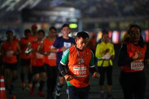 BIB: 25990, 28559
                            <button type="button" onclick="openModal(14235194)" class="btn btn-primary btn-sm float-right btn-popup" data-toggle="modal" data-target=".modal-high-quality">
                        <i class="fas fa-shopping-cart"></i> Add to Cart
                    </button>
                                            <button type="button" onclick="isThisMe(14235194, true)" class="btn btn-success btn-sm float-right btn-popup btn-isme hidden" data-toggle="tooltip" data-placement="bottom" title="นี่คือรูปของคุณใช่ไหม คลิกที่นี่เพื่อเอาเข้าอัลบั้ม">
                        <i class="fas fa-plus"></i> Add to album
                    </button>
                    <button type="button" onclick="isThisMe(14235194, false)" class="btn btn-warning btn-sm float-right btn-popup btn-isnotme hidden">
                        <i class="fas fa-ban"></i> Remove from album
                    </button>