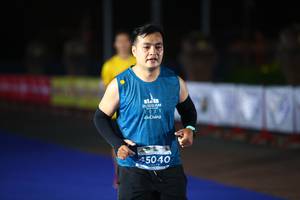 BIB: 021, 45040
                            <button type="button" onclick="openModal(13921559)" class="btn btn-primary btn-sm float-right btn-popup" data-toggle="modal" data-target=".modal-high-quality">
                        <i class="fas fa-shopping-cart"></i> Add to Cart
                    </button>
                                            <button type="button" onclick="isThisMe(13921559, true)" class="btn btn-success btn-sm float-right btn-popup btn-isme hidden" data-toggle="tooltip" data-placement="bottom" title="นี่คือรูปของคุณใช่ไหม คลิกที่นี่เพื่อเอาเข้าอัลบั้ม">
                        <i class="fas fa-plus"></i> Add to album
                    </button>
                    <button type="button" onclick="isThisMe(13921559, false)" class="btn btn-warning btn-sm float-right btn-popup btn-isnotme hidden">
                        <i class="fas fa-ban"></i> Remove from album
                    </button>