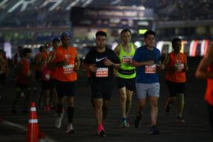 BIB: 2101, 2230, 20011, 624, 26640
                            <button type="button" onclick="openModal(14234064)" class="btn btn-primary btn-sm float-right btn-popup" data-toggle="modal" data-target=".modal-high-quality">
                        <i class="fas fa-shopping-cart"></i> Add to Cart
                    </button>
                                            <button type="button" onclick="isThisMe(14234064, true)" class="btn btn-success btn-sm float-right btn-popup btn-isme hidden" data-toggle="tooltip" data-placement="bottom" title="นี่คือรูปของคุณใช่ไหม คลิกที่นี่เพื่อเอาเข้าอัลบั้ม">
                        <i class="fas fa-plus"></i> Add to album
                    </button>
                    <button type="button" onclick="isThisMe(14234064, false)" class="btn btn-warning btn-sm float-right btn-popup btn-isnotme hidden">
                        <i class="fas fa-ban"></i> Remove from album
                    </button>