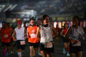 BIB: 37681, 29067, 071
                            <button type="button" onclick="openModal(14235393)" class="btn btn-primary btn-sm float-right btn-popup" data-toggle="modal" data-target=".modal-high-quality">
                        <i class="fas fa-shopping-cart"></i> Add to Cart
                    </button>
                                            <button type="button" onclick="isThisMe(14235393, true)" class="btn btn-success btn-sm float-right btn-popup btn-isme hidden" data-toggle="tooltip" data-placement="bottom" title="นี่คือรูปของคุณใช่ไหม คลิกที่นี่เพื่อเอาเข้าอัลบั้ม">
                        <i class="fas fa-plus"></i> Add to album
                    </button>
                    <button type="button" onclick="isThisMe(14235393, false)" class="btn btn-warning btn-sm float-right btn-popup btn-isnotme hidden">
                        <i class="fas fa-ban"></i> Remove from album
                    </button>