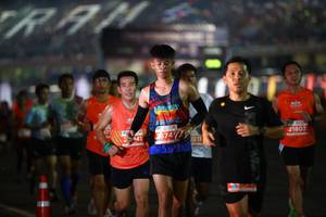 BIB: 2574, 21803, 5211
                            <button type="button" onclick="openModal(14228395)" class="btn btn-primary btn-sm float-right btn-popup" data-toggle="modal" data-target=".modal-high-quality">
                        <i class="fas fa-shopping-cart"></i> Add to Cart
                    </button>
                                            <button type="button" onclick="isThisMe(14228395, true)" class="btn btn-success btn-sm float-right btn-popup btn-isme hidden" data-toggle="tooltip" data-placement="bottom" title="นี่คือรูปของคุณใช่ไหม คลิกที่นี่เพื่อเอาเข้าอัลบั้ม">
                        <i class="fas fa-plus"></i> Add to album
                    </button>
                    <button type="button" onclick="isThisMe(14228395, false)" class="btn btn-warning btn-sm float-right btn-popup btn-isnotme hidden">
                        <i class="fas fa-ban"></i> Remove from album
                    </button>