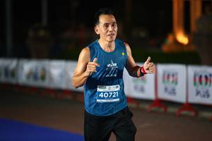 BIB: 40721
                            <button type="button" onclick="openModal(13888023)" class="btn btn-primary btn-sm float-right btn-popup" data-toggle="modal" data-target=".modal-high-quality">
                        <i class="fas fa-shopping-cart"></i> Add to Cart
                    </button>
                                            <button type="button" onclick="isThisMe(13888023, true)" class="btn btn-success btn-sm float-right btn-popup btn-isme hidden" data-toggle="tooltip" data-placement="bottom" title="นี่คือรูปของคุณใช่ไหม คลิกที่นี่เพื่อเอาเข้าอัลบั้ม">
                        <i class="fas fa-plus"></i> Add to album
                    </button>
                    <button type="button" onclick="isThisMe(13888023, false)" class="btn btn-warning btn-sm float-right btn-popup btn-isnotme hidden">
                        <i class="fas fa-ban"></i> Remove from album
                    </button>