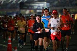 BIB: 405, 2924, 5680
                            <button type="button" onclick="openModal(14238381)" class="btn btn-primary btn-sm float-right btn-popup" data-toggle="modal" data-target=".modal-high-quality">
                        <i class="fas fa-shopping-cart"></i> Add to Cart
                    </button>
                                            <button type="button" onclick="isThisMe(14238381, true)" class="btn btn-success btn-sm float-right btn-popup btn-isme hidden" data-toggle="tooltip" data-placement="bottom" title="นี่คือรูปของคุณใช่ไหม คลิกที่นี่เพื่อเอาเข้าอัลบั้ม">
                        <i class="fas fa-plus"></i> Add to album
                    </button>
                    <button type="button" onclick="isThisMe(14238381, false)" class="btn btn-warning btn-sm float-right btn-popup btn-isnotme hidden">
                        <i class="fas fa-ban"></i> Remove from album
                    </button>