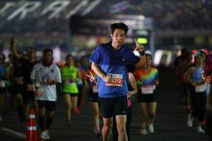 BIB: 4212, 
                            <button type="button" onclick="openModal(14232183)" class="btn btn-primary btn-sm float-right btn-popup" data-toggle="modal" data-target=".modal-high-quality">
                        <i class="fas fa-shopping-cart"></i> Add to Cart
                    </button>
                                            <button type="button" onclick="isThisMe(14232183, true)" class="btn btn-success btn-sm float-right btn-popup btn-isme hidden" data-toggle="tooltip" data-placement="bottom" title="นี่คือรูปของคุณใช่ไหม คลิกที่นี่เพื่อเอาเข้าอัลบั้ม">
                        <i class="fas fa-plus"></i> Add to album
                    </button>
                    <button type="button" onclick="isThisMe(14232183, false)" class="btn btn-warning btn-sm float-right btn-popup btn-isnotme hidden">
                        <i class="fas fa-ban"></i> Remove from album
                    </button>