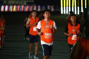 BIB: 22249, 2063
                            <button type="button" onclick="openModal(14259428)" class="btn btn-primary btn-sm float-right btn-popup" data-toggle="modal" data-target=".modal-high-quality">
                        <i class="fas fa-shopping-cart"></i> Add to Cart
                    </button>
                                            <button type="button" onclick="isThisMe(14259428, true)" class="btn btn-success btn-sm float-right btn-popup btn-isme hidden" data-toggle="tooltip" data-placement="bottom" title="นี่คือรูปของคุณใช่ไหม คลิกที่นี่เพื่อเอาเข้าอัลบั้ม">
                        <i class="fas fa-plus"></i> Add to album
                    </button>
                    <button type="button" onclick="isThisMe(14259428, false)" class="btn btn-warning btn-sm float-right btn-popup btn-isnotme hidden">
                        <i class="fas fa-ban"></i> Remove from album
                    </button>