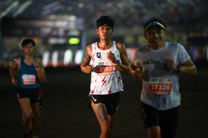 BIB: 21028, 27326
                            <button type="button" onclick="openModal(14223867)" class="btn btn-primary btn-sm float-right btn-popup" data-toggle="modal" data-target=".modal-high-quality">
                        <i class="fas fa-shopping-cart"></i> Add to Cart
                    </button>
                                            <button type="button" onclick="isThisMe(14223867, true)" class="btn btn-success btn-sm float-right btn-popup btn-isme hidden" data-toggle="tooltip" data-placement="bottom" title="นี่คือรูปของคุณใช่ไหม คลิกที่นี่เพื่อเอาเข้าอัลบั้ม">
                        <i class="fas fa-plus"></i> Add to album
                    </button>
                    <button type="button" onclick="isThisMe(14223867, false)" class="btn btn-warning btn-sm float-right btn-popup btn-isnotme hidden">
                        <i class="fas fa-ban"></i> Remove from album
                    </button>