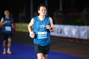 BIB: 42450
                            <button type="button" onclick="openModal(13933623)" class="btn btn-primary btn-sm float-right btn-popup" data-toggle="modal" data-target=".modal-high-quality">
                        <i class="fas fa-shopping-cart"></i> Add to Cart
                    </button>
                                            <button type="button" onclick="isThisMe(13933623, true)" class="btn btn-success btn-sm float-right btn-popup btn-isme hidden" data-toggle="tooltip" data-placement="bottom" title="นี่คือรูปของคุณใช่ไหม คลิกที่นี่เพื่อเอาเข้าอัลบั้ม">
                        <i class="fas fa-plus"></i> Add to album
                    </button>
                    <button type="button" onclick="isThisMe(13933623, false)" class="btn btn-warning btn-sm float-right btn-popup btn-isnotme hidden">
                        <i class="fas fa-ban"></i> Remove from album
                    </button>