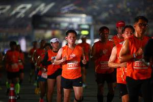 BIB: 26771, 2556, 220, 2310
                            <button type="button" onclick="openModal(14234927)" class="btn btn-primary btn-sm float-right btn-popup" data-toggle="modal" data-target=".modal-high-quality">
                        <i class="fas fa-shopping-cart"></i> Add to Cart
                    </button>
                                            <button type="button" onclick="isThisMe(14234927, true)" class="btn btn-success btn-sm float-right btn-popup btn-isme hidden" data-toggle="tooltip" data-placement="bottom" title="นี่คือรูปของคุณใช่ไหม คลิกที่นี่เพื่อเอาเข้าอัลบั้ม">
                        <i class="fas fa-plus"></i> Add to album
                    </button>
                    <button type="button" onclick="isThisMe(14234927, false)" class="btn btn-warning btn-sm float-right btn-popup btn-isnotme hidden">
                        <i class="fas fa-ban"></i> Remove from album
                    </button>