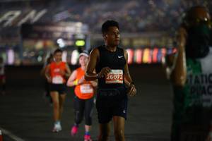 BIB: 26072
                            <button type="button" onclick="openModal(14233970)" class="btn btn-primary btn-sm float-right btn-popup" data-toggle="modal" data-target=".modal-high-quality">
                        <i class="fas fa-shopping-cart"></i> Add to Cart
                    </button>
                                            <button type="button" onclick="isThisMe(14233970, true)" class="btn btn-success btn-sm float-right btn-popup btn-isme hidden" data-toggle="tooltip" data-placement="bottom" title="นี่คือรูปของคุณใช่ไหม คลิกที่นี่เพื่อเอาเข้าอัลบั้ม">
                        <i class="fas fa-plus"></i> Add to album
                    </button>
                    <button type="button" onclick="isThisMe(14233970, false)" class="btn btn-warning btn-sm float-right btn-popup btn-isnotme hidden">
                        <i class="fas fa-ban"></i> Remove from album
                    </button>