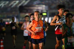 BIB: 100, 25081, 2927
                            <button type="button" onclick="openModal(14224520)" class="btn btn-primary btn-sm float-right btn-popup" data-toggle="modal" data-target=".modal-high-quality">
                        <i class="fas fa-shopping-cart"></i> Add to Cart
                    </button>
                                            <button type="button" onclick="isThisMe(14224520, true)" class="btn btn-success btn-sm float-right btn-popup btn-isme hidden" data-toggle="tooltip" data-placement="bottom" title="นี่คือรูปของคุณใช่ไหม คลิกที่นี่เพื่อเอาเข้าอัลบั้ม">
                        <i class="fas fa-plus"></i> Add to album
                    </button>
                    <button type="button" onclick="isThisMe(14224520, false)" class="btn btn-warning btn-sm float-right btn-popup btn-isnotme hidden">
                        <i class="fas fa-ban"></i> Remove from album
                    </button>