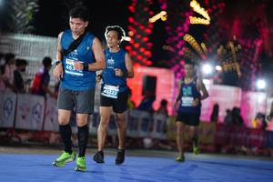 BIB: 465, 45222
                            <button type="button" onclick="openModal(14202355)" class="btn btn-primary btn-sm float-right btn-popup" data-toggle="modal" data-target=".modal-high-quality">
                        <i class="fas fa-shopping-cart"></i> Add to Cart
                    </button>
                                            <button type="button" onclick="isThisMe(14202355, true)" class="btn btn-success btn-sm float-right btn-popup btn-isme hidden" data-toggle="tooltip" data-placement="bottom" title="นี่คือรูปของคุณใช่ไหม คลิกที่นี่เพื่อเอาเข้าอัลบั้ม">
                        <i class="fas fa-plus"></i> Add to album
                    </button>
                    <button type="button" onclick="isThisMe(14202355, false)" class="btn btn-warning btn-sm float-right btn-popup btn-isnotme hidden">
                        <i class="fas fa-ban"></i> Remove from album
                    </button>