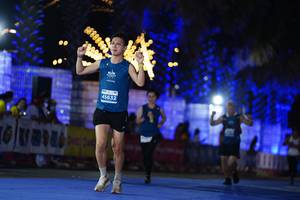 BIB: 45632, 291
                            <button type="button" onclick="openModal(14218715)" class="btn btn-primary btn-sm float-right btn-popup" data-toggle="modal" data-target=".modal-high-quality">
                        <i class="fas fa-shopping-cart"></i> Add to Cart
                    </button>
                                            <button type="button" onclick="isThisMe(14218715, true)" class="btn btn-success btn-sm float-right btn-popup btn-isme hidden" data-toggle="tooltip" data-placement="bottom" title="นี่คือรูปของคุณใช่ไหม คลิกที่นี่เพื่อเอาเข้าอัลบั้ม">
                        <i class="fas fa-plus"></i> Add to album
                    </button>
                    <button type="button" onclick="isThisMe(14218715, false)" class="btn btn-warning btn-sm float-right btn-popup btn-isnotme hidden">
                        <i class="fas fa-ban"></i> Remove from album
                    </button>