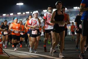 BIB: 300, 2185, 240, 28169
                            <button type="button" onclick="openModal(13891622)" class="btn btn-primary btn-sm float-right btn-popup" data-toggle="modal" data-target=".modal-high-quality">
                        <i class="fas fa-shopping-cart"></i> Add to Cart
                    </button>
                                            <button type="button" onclick="isThisMe(13891622, true)" class="btn btn-success btn-sm float-right btn-popup btn-isme hidden" data-toggle="tooltip" data-placement="bottom" title="นี่คือรูปของคุณใช่ไหม คลิกที่นี่เพื่อเอาเข้าอัลบั้ม">
                        <i class="fas fa-plus"></i> Add to album
                    </button>
                    <button type="button" onclick="isThisMe(13891622, false)" class="btn btn-warning btn-sm float-right btn-popup btn-isnotme hidden">
                        <i class="fas fa-ban"></i> Remove from album
                    </button>