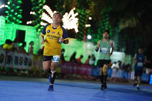 BIB: 4217
                            <button type="button" onclick="openModal(14138598)" class="btn btn-primary btn-sm float-right btn-popup" data-toggle="modal" data-target=".modal-high-quality">
                        <i class="fas fa-shopping-cart"></i> Add to Cart
                    </button>
                                            <button type="button" onclick="isThisMe(14138598, true)" class="btn btn-success btn-sm float-right btn-popup btn-isme hidden" data-toggle="tooltip" data-placement="bottom" title="นี่คือรูปของคุณใช่ไหม คลิกที่นี่เพื่อเอาเข้าอัลบั้ม">
                        <i class="fas fa-plus"></i> Add to album
                    </button>
                    <button type="button" onclick="isThisMe(14138598, false)" class="btn btn-warning btn-sm float-right btn-popup btn-isnotme hidden">
                        <i class="fas fa-ban"></i> Remove from album
                    </button>