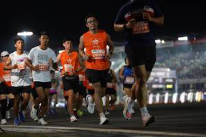 BIB: 21298, 20097, 400, 2157, 22428, 22122
                            <button type="button" onclick="openModal(13867675)" class="btn btn-primary btn-sm float-right btn-popup" data-toggle="modal" data-target=".modal-high-quality">
                        <i class="fas fa-shopping-cart"></i> Add to Cart
                    </button>
                                            <button type="button" onclick="isThisMe(13867675, true)" class="btn btn-success btn-sm float-right btn-popup btn-isme hidden" data-toggle="tooltip" data-placement="bottom" title="นี่คือรูปของคุณใช่ไหม คลิกที่นี่เพื่อเอาเข้าอัลบั้ม">
                        <i class="fas fa-plus"></i> Add to album
                    </button>
                    <button type="button" onclick="isThisMe(13867675, false)" class="btn btn-warning btn-sm float-right btn-popup btn-isnotme hidden">
                        <i class="fas fa-ban"></i> Remove from album
                    </button>