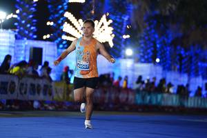 BIB: 2007
                            <button type="button" onclick="openModal(14199098)" class="btn btn-primary btn-sm float-right btn-popup" data-toggle="modal" data-target=".modal-high-quality">
                        <i class="fas fa-shopping-cart"></i> Add to Cart
                    </button>
                                            <button type="button" onclick="isThisMe(14199098, true)" class="btn btn-success btn-sm float-right btn-popup btn-isme hidden" data-toggle="tooltip" data-placement="bottom" title="นี่คือรูปของคุณใช่ไหม คลิกที่นี่เพื่อเอาเข้าอัลบั้ม">
                        <i class="fas fa-plus"></i> Add to album
                    </button>
                    <button type="button" onclick="isThisMe(14199098, false)" class="btn btn-warning btn-sm float-right btn-popup btn-isnotme hidden">
                        <i class="fas fa-ban"></i> Remove from album
                    </button>