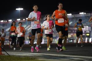 BIB: 28920, 26454, 28009
                            <button type="button" onclick="openModal(13855636)" class="btn btn-primary btn-sm float-right btn-popup" data-toggle="modal" data-target=".modal-high-quality">
                        <i class="fas fa-shopping-cart"></i> Add to Cart
                    </button>
                                            <button type="button" onclick="isThisMe(13855636, true)" class="btn btn-success btn-sm float-right btn-popup btn-isme hidden" data-toggle="tooltip" data-placement="bottom" title="นี่คือรูปของคุณใช่ไหม คลิกที่นี่เพื่อเอาเข้าอัลบั้ม">
                        <i class="fas fa-plus"></i> Add to album
                    </button>
                    <button type="button" onclick="isThisMe(13855636, false)" class="btn btn-warning btn-sm float-right btn-popup btn-isnotme hidden">
                        <i class="fas fa-ban"></i> Remove from album
                    </button>