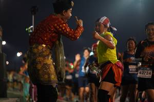 BIB: 42724
                            <button type="button" onclick="openModal(13876592)" class="btn btn-primary btn-sm float-right btn-popup" data-toggle="modal" data-target=".modal-high-quality">
                        <i class="fas fa-shopping-cart"></i> Add to Cart
                    </button>
                                            <button type="button" onclick="isThisMe(13876592, true)" class="btn btn-success btn-sm float-right btn-popup btn-isme hidden" data-toggle="tooltip" data-placement="bottom" title="นี่คือรูปของคุณใช่ไหม คลิกที่นี่เพื่อเอาเข้าอัลบั้ม">
                        <i class="fas fa-plus"></i> Add to album
                    </button>
                    <button type="button" onclick="isThisMe(13876592, false)" class="btn btn-warning btn-sm float-right btn-popup btn-isnotme hidden">
                        <i class="fas fa-ban"></i> Remove from album
                    </button>