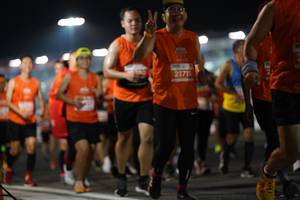 BIB: 21715
                            <button type="button" onclick="openModal(13946653)" class="btn btn-primary btn-sm float-right btn-popup" data-toggle="modal" data-target=".modal-high-quality">
                        <i class="fas fa-shopping-cart"></i> Add to Cart
                    </button>
                                            <button type="button" onclick="isThisMe(13946653, true)" class="btn btn-success btn-sm float-right btn-popup btn-isme hidden" data-toggle="tooltip" data-placement="bottom" title="นี่คือรูปของคุณใช่ไหม คลิกที่นี่เพื่อเอาเข้าอัลบั้ม">
                        <i class="fas fa-plus"></i> Add to album
                    </button>
                    <button type="button" onclick="isThisMe(13946653, false)" class="btn btn-warning btn-sm float-right btn-popup btn-isnotme hidden">
                        <i class="fas fa-ban"></i> Remove from album
                    </button>