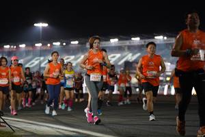 BIB: 2526, 29261
                            <button type="button" onclick="openModal(13919160)" class="btn btn-primary btn-sm float-right btn-popup" data-toggle="modal" data-target=".modal-high-quality">
                        <i class="fas fa-shopping-cart"></i> Add to Cart
                    </button>
                                            <button type="button" onclick="isThisMe(13919160, true)" class="btn btn-success btn-sm float-right btn-popup btn-isme hidden" data-toggle="tooltip" data-placement="bottom" title="นี่คือรูปของคุณใช่ไหม คลิกที่นี่เพื่อเอาเข้าอัลบั้ม">
                        <i class="fas fa-plus"></i> Add to album
                    </button>
                    <button type="button" onclick="isThisMe(13919160, false)" class="btn btn-warning btn-sm float-right btn-popup btn-isnotme hidden">
                        <i class="fas fa-ban"></i> Remove from album
                    </button>