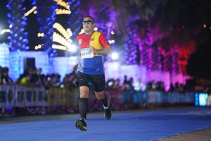 BIB: 8640
                            <button type="button" onclick="openModal(15363911)" class="btn btn-primary btn-sm float-right btn-popup" data-toggle="modal" data-target=".modal-high-quality">
                        <i class="fas fa-shopping-cart"></i> Add to Cart
                    </button>
                                            <button type="button" onclick="isThisMe(15363911, true)" class="btn btn-success btn-sm float-right btn-popup btn-isme hidden" data-toggle="tooltip" data-placement="bottom" title="นี่คือรูปของคุณใช่ไหม คลิกที่นี่เพื่อเอาเข้าอัลบั้ม">
                        <i class="fas fa-plus"></i> Add to album
                    </button>
                    <button type="button" onclick="isThisMe(15363911, false)" class="btn btn-warning btn-sm float-right btn-popup btn-isnotme hidden">
                        <i class="fas fa-ban"></i> Remove from album
                    </button>