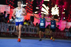 BIB: 40215
                            <button type="button" onclick="openModal(14151996)" class="btn btn-primary btn-sm float-right btn-popup" data-toggle="modal" data-target=".modal-high-quality">
                        <i class="fas fa-shopping-cart"></i> Add to Cart
                    </button>
                                            <button type="button" onclick="isThisMe(14151996, true)" class="btn btn-success btn-sm float-right btn-popup btn-isme hidden" data-toggle="tooltip" data-placement="bottom" title="นี่คือรูปของคุณใช่ไหม คลิกที่นี่เพื่อเอาเข้าอัลบั้ม">
                        <i class="fas fa-plus"></i> Add to album
                    </button>
                    <button type="button" onclick="isThisMe(14151996, false)" class="btn btn-warning btn-sm float-right btn-popup btn-isnotme hidden">
                        <i class="fas fa-ban"></i> Remove from album
                    </button>