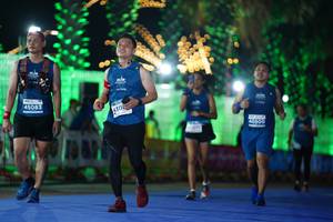 BIB: 45083, 430, 400
                            <button type="button" onclick="openModal(14125419)" class="btn btn-primary btn-sm float-right btn-popup" data-toggle="modal" data-target=".modal-high-quality">
                        <i class="fas fa-shopping-cart"></i> Add to Cart
                    </button>
                                            <button type="button" onclick="isThisMe(14125419, true)" class="btn btn-success btn-sm float-right btn-popup btn-isme hidden" data-toggle="tooltip" data-placement="bottom" title="นี่คือรูปของคุณใช่ไหม คลิกที่นี่เพื่อเอาเข้าอัลบั้ม">
                        <i class="fas fa-plus"></i> Add to album
                    </button>
                    <button type="button" onclick="isThisMe(14125419, false)" class="btn btn-warning btn-sm float-right btn-popup btn-isnotme hidden">
                        <i class="fas fa-ban"></i> Remove from album
                    </button>