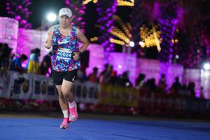 BIB: 40024
                            <button type="button" onclick="openModal(14189531)" class="btn btn-primary btn-sm float-right btn-popup" data-toggle="modal" data-target=".modal-high-quality">
                        <i class="fas fa-shopping-cart"></i> Add to Cart
                    </button>
                                            <button type="button" onclick="isThisMe(14189531, true)" class="btn btn-success btn-sm float-right btn-popup btn-isme hidden" data-toggle="tooltip" data-placement="bottom" title="นี่คือรูปของคุณใช่ไหม คลิกที่นี่เพื่อเอาเข้าอัลบั้ม">
                        <i class="fas fa-plus"></i> Add to album
                    </button>
                    <button type="button" onclick="isThisMe(14189531, false)" class="btn btn-warning btn-sm float-right btn-popup btn-isnotme hidden">
                        <i class="fas fa-ban"></i> Remove from album
                    </button>