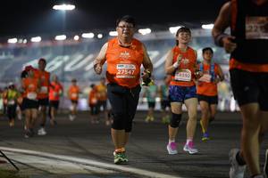 BIB: 225, 27547, 28592
                            <button type="button" onclick="openModal(14019466)" class="btn btn-primary btn-sm float-right btn-popup" data-toggle="modal" data-target=".modal-high-quality">
                        <i class="fas fa-shopping-cart"></i> Add to Cart
                    </button>
                                            <button type="button" onclick="isThisMe(14019466, true)" class="btn btn-success btn-sm float-right btn-popup btn-isme hidden" data-toggle="tooltip" data-placement="bottom" title="นี่คือรูปของคุณใช่ไหม คลิกที่นี่เพื่อเอาเข้าอัลบั้ม">
                        <i class="fas fa-plus"></i> Add to album
                    </button>
                    <button type="button" onclick="isThisMe(14019466, false)" class="btn btn-warning btn-sm float-right btn-popup btn-isnotme hidden">
                        <i class="fas fa-ban"></i> Remove from album
                    </button>