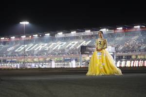 BIB: 76404
                            <button type="button" onclick="openModal(13932825)" class="btn btn-primary btn-sm float-right btn-popup" data-toggle="modal" data-target=".modal-high-quality">
                        <i class="fas fa-shopping-cart"></i> Add to Cart
                    </button>
                                            <button type="button" onclick="isThisMe(13932825, true)" class="btn btn-success btn-sm float-right btn-popup btn-isme hidden" data-toggle="tooltip" data-placement="bottom" title="นี่คือรูปของคุณใช่ไหม คลิกที่นี่เพื่อเอาเข้าอัลบั้ม">
                        <i class="fas fa-plus"></i> Add to album
                    </button>
                    <button type="button" onclick="isThisMe(13932825, false)" class="btn btn-warning btn-sm float-right btn-popup btn-isnotme hidden">
                        <i class="fas fa-ban"></i> Remove from album
                    </button>