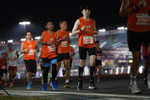 BIB: 27601, 26290, 2001, 25662, 0843
                            <button type="button" onclick="openModal(13864647)" class="btn btn-primary btn-sm float-right btn-popup" data-toggle="modal" data-target=".modal-high-quality">
                        <i class="fas fa-shopping-cart"></i> Add to Cart
                    </button>
                                            <button type="button" onclick="isThisMe(13864647, true)" class="btn btn-success btn-sm float-right btn-popup btn-isme hidden" data-toggle="tooltip" data-placement="bottom" title="นี่คือรูปของคุณใช่ไหม คลิกที่นี่เพื่อเอาเข้าอัลบั้ม">
                        <i class="fas fa-plus"></i> Add to album
                    </button>
                    <button type="button" onclick="isThisMe(13864647, false)" class="btn btn-warning btn-sm float-right btn-popup btn-isnotme hidden">
                        <i class="fas fa-ban"></i> Remove from album
                    </button>