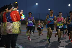 BIB: 45214, 45704, 106, 6718
                            <button type="button" onclick="openModal(13841032)" class="btn btn-primary btn-sm float-right btn-popup" data-toggle="modal" data-target=".modal-high-quality">
                        <i class="fas fa-shopping-cart"></i> Add to Cart
                    </button>
                                            <button type="button" onclick="isThisMe(13841032, true)" class="btn btn-success btn-sm float-right btn-popup btn-isme hidden" data-toggle="tooltip" data-placement="bottom" title="นี่คือรูปของคุณใช่ไหม คลิกที่นี่เพื่อเอาเข้าอัลบั้ม">
                        <i class="fas fa-plus"></i> Add to album
                    </button>
                    <button type="button" onclick="isThisMe(13841032, false)" class="btn btn-warning btn-sm float-right btn-popup btn-isnotme hidden">
                        <i class="fas fa-ban"></i> Remove from album
                    </button>