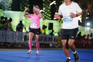 BIB: 42432, 015
                            <button type="button" onclick="openModal(14214771)" class="btn btn-primary btn-sm float-right btn-popup" data-toggle="modal" data-target=".modal-high-quality">
                        <i class="fas fa-shopping-cart"></i> Add to Cart
                    </button>
                                            <button type="button" onclick="isThisMe(14214771, true)" class="btn btn-success btn-sm float-right btn-popup btn-isme hidden" data-toggle="tooltip" data-placement="bottom" title="นี่คือรูปของคุณใช่ไหม คลิกที่นี่เพื่อเอาเข้าอัลบั้ม">
                        <i class="fas fa-plus"></i> Add to album
                    </button>
                    <button type="button" onclick="isThisMe(14214771, false)" class="btn btn-warning btn-sm float-right btn-popup btn-isnotme hidden">
                        <i class="fas fa-ban"></i> Remove from album
                    </button>