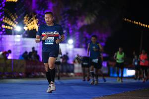 BIB: 4040
                            <button type="button" onclick="openModal(14214394)" class="btn btn-primary btn-sm float-right btn-popup" data-toggle="modal" data-target=".modal-high-quality">
                        <i class="fas fa-shopping-cart"></i> Add to Cart
                    </button>
                                            <button type="button" onclick="isThisMe(14214394, true)" class="btn btn-success btn-sm float-right btn-popup btn-isme hidden" data-toggle="tooltip" data-placement="bottom" title="นี่คือรูปของคุณใช่ไหม คลิกที่นี่เพื่อเอาเข้าอัลบั้ม">
                        <i class="fas fa-plus"></i> Add to album
                    </button>
                    <button type="button" onclick="isThisMe(14214394, false)" class="btn btn-warning btn-sm float-right btn-popup btn-isnotme hidden">
                        <i class="fas fa-ban"></i> Remove from album
                    </button>