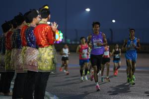 BIB: 
                            <button type="button" onclick="openModal(13841099)" class="btn btn-primary btn-sm float-right btn-popup" data-toggle="modal" data-target=".modal-high-quality">
                        <i class="fas fa-shopping-cart"></i> Add to Cart
                    </button>
                                            <button type="button" onclick="isThisMe(13841099, true)" class="btn btn-success btn-sm float-right btn-popup btn-isme hidden" data-toggle="tooltip" data-placement="bottom" title="นี่คือรูปของคุณใช่ไหม คลิกที่นี่เพื่อเอาเข้าอัลบั้ม">
                        <i class="fas fa-plus"></i> Add to album
                    </button>
                    <button type="button" onclick="isThisMe(13841099, false)" class="btn btn-warning btn-sm float-right btn-popup btn-isnotme hidden">
                        <i class="fas fa-ban"></i> Remove from album
                    </button>