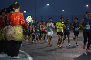 BIB: 46569, 5244, 40915
                            <button type="button" onclick="openModal(13842747)" class="btn btn-primary btn-sm float-right btn-popup" data-toggle="modal" data-target=".modal-high-quality">
                        <i class="fas fa-shopping-cart"></i> Add to Cart
                    </button>
                                            <button type="button" onclick="isThisMe(13842747, true)" class="btn btn-success btn-sm float-right btn-popup btn-isme hidden" data-toggle="tooltip" data-placement="bottom" title="นี่คือรูปของคุณใช่ไหม คลิกที่นี่เพื่อเอาเข้าอัลบั้ม">
                        <i class="fas fa-plus"></i> Add to album
                    </button>
                    <button type="button" onclick="isThisMe(13842747, false)" class="btn btn-warning btn-sm float-right btn-popup btn-isnotme hidden">
                        <i class="fas fa-ban"></i> Remove from album
                    </button>