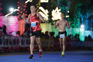 BIB: 41620, 417
                            <button type="button" onclick="openModal(15367385)" class="btn btn-primary btn-sm float-right btn-popup" data-toggle="modal" data-target=".modal-high-quality">
                        <i class="fas fa-shopping-cart"></i> Add to Cart
                    </button>
                                            <button type="button" onclick="isThisMe(15367385, true)" class="btn btn-success btn-sm float-right btn-popup btn-isme hidden" data-toggle="tooltip" data-placement="bottom" title="นี่คือรูปของคุณใช่ไหม คลิกที่นี่เพื่อเอาเข้าอัลบั้ม">
                        <i class="fas fa-plus"></i> Add to album
                    </button>
                    <button type="button" onclick="isThisMe(15367385, false)" class="btn btn-warning btn-sm float-right btn-popup btn-isnotme hidden">
                        <i class="fas fa-ban"></i> Remove from album
                    </button>