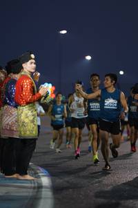 BIB: 0908, 40535
                            <button type="button" onclick="openModal(13847107)" class="btn btn-primary btn-sm float-right btn-popup" data-toggle="modal" data-target=".modal-high-quality">
                        <i class="fas fa-shopping-cart"></i> Add to Cart
                    </button>
                                            <button type="button" onclick="isThisMe(13847107, true)" class="btn btn-success btn-sm float-right btn-popup btn-isme hidden" data-toggle="tooltip" data-placement="bottom" title="นี่คือรูปของคุณใช่ไหม คลิกที่นี่เพื่อเอาเข้าอัลบั้ม">
                        <i class="fas fa-plus"></i> Add to album
                    </button>
                    <button type="button" onclick="isThisMe(13847107, false)" class="btn btn-warning btn-sm float-right btn-popup btn-isnotme hidden">
                        <i class="fas fa-ban"></i> Remove from album
                    </button>